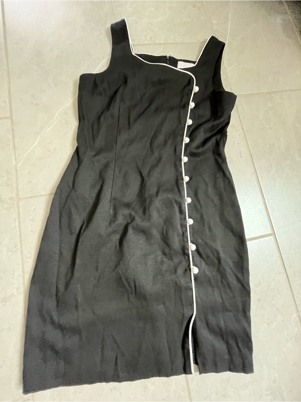 Vintage scarlett black Sleeveless Dress with White Piping